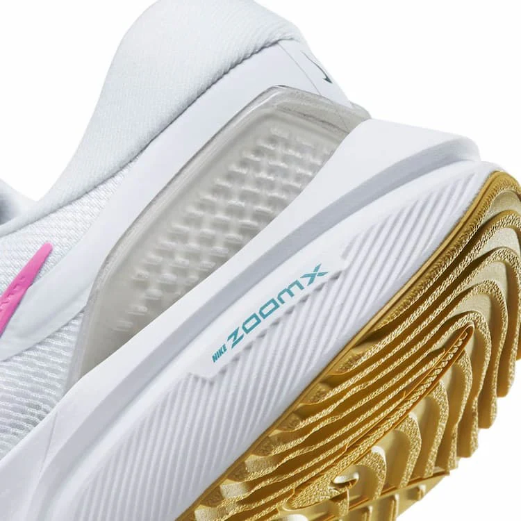 נעלי ריצה מקצועיות AIR ZOOM VOMERO 16 - נשים - Image 5